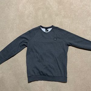 Mens underarmour sweatshirt, size large.  Great condition, like new.